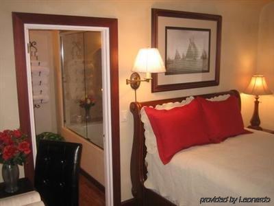 The Fillmore Bed & Breakfast 3*